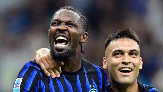 在替补席上 在替补席上